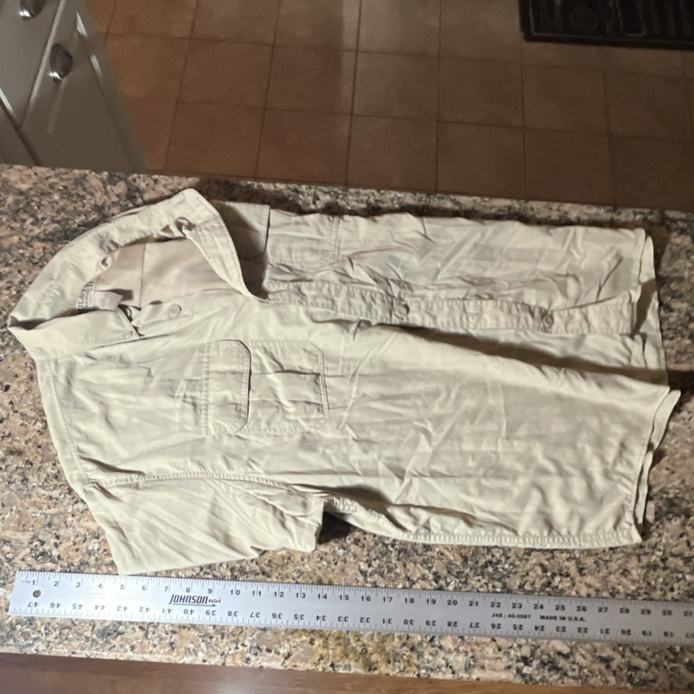 Duluth Trading Co Men's XL Short Sleeve Button-Up Fishing Shirt Beige Pockets‎ - Picture 5 of 5